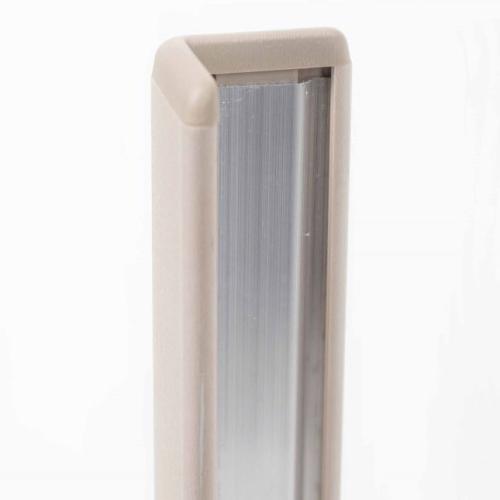 Угловая защита стен с алюминиевым профилем 51х51 мм