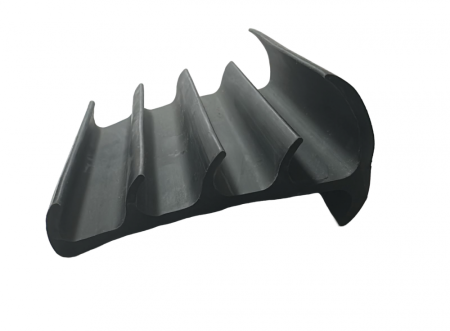 уплотнитель на двери рефрижератора 80 мм (4-х лепестковый)