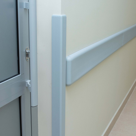 Отбойник угловой на алюминиевом каркасе для стен 51 х 51 мм